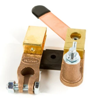 Top Post Battery Disconnect Switch, Low Profile Horizontal Operation with Wing Nut